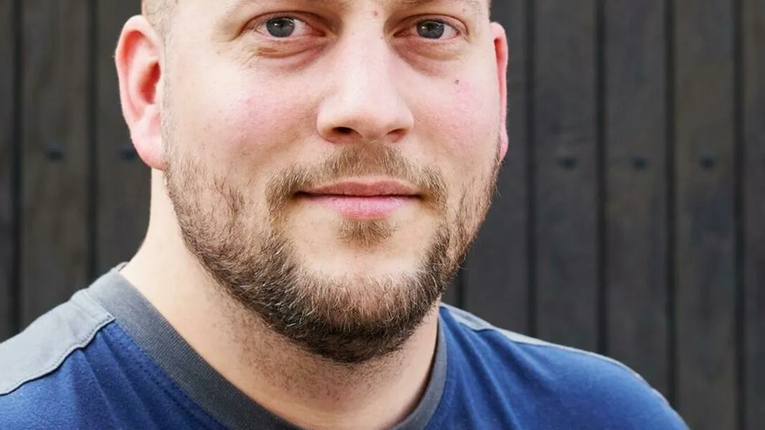 Der Tester: Tischlermeister Fabian Bade hat den Oberfräser-Satz getestet.